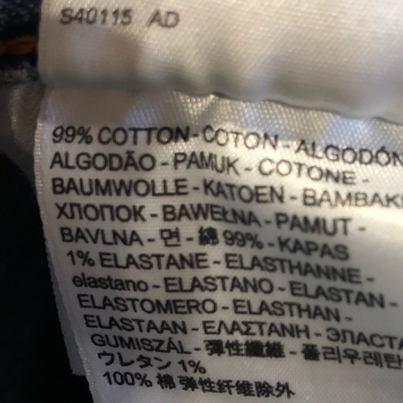 MOM JEAN💕NWOT BOUTIQUE LEVI FITTED CROP - Picture 4 of 7